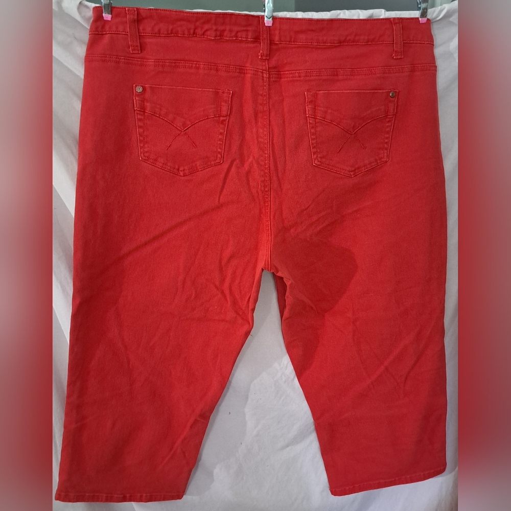 Love & Legend Red Stretch Denim Jean Capris / Shorts VG- 20 - Picture 3 of 13